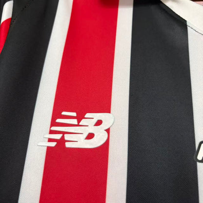 Camisola Alternativa tricolor 2026/27