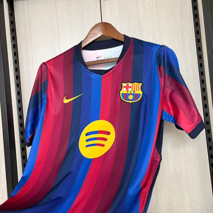 Camisola Barcelona home azul e vermelho 2026/27