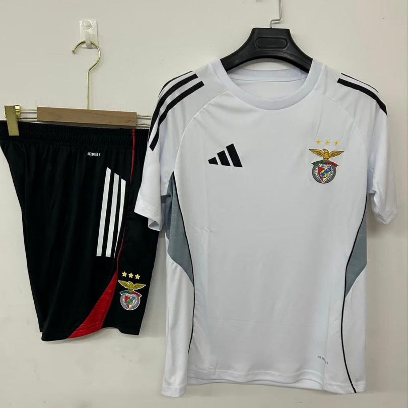 Conjunto de treino Adulto 2025/26 branco