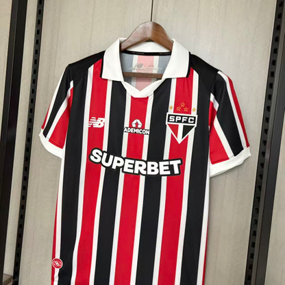 Camisola Alternativa tricolor 2026/27