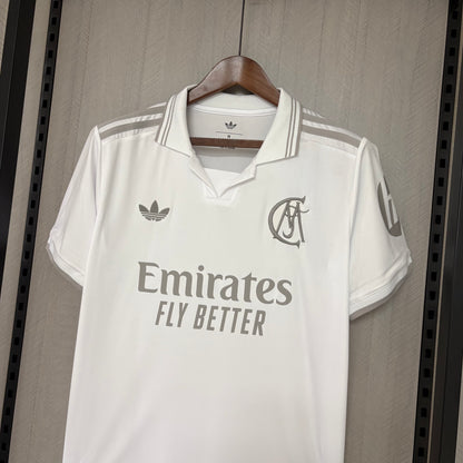 Camisola Real Madrid especial aniversário branca 2026/27