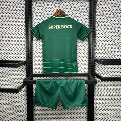 Conjunto infantil verde special editon 2024/25