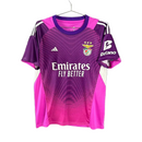 Camisola guarda-redes roxa e rosa 2025/26