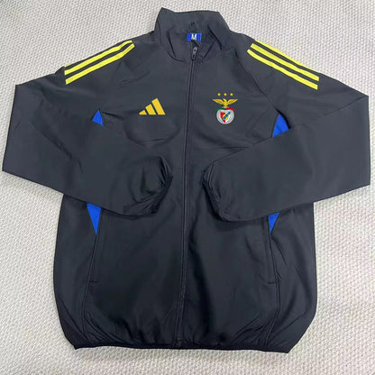 Casaco preto, amarelo e azul 2026/27 fecho completo