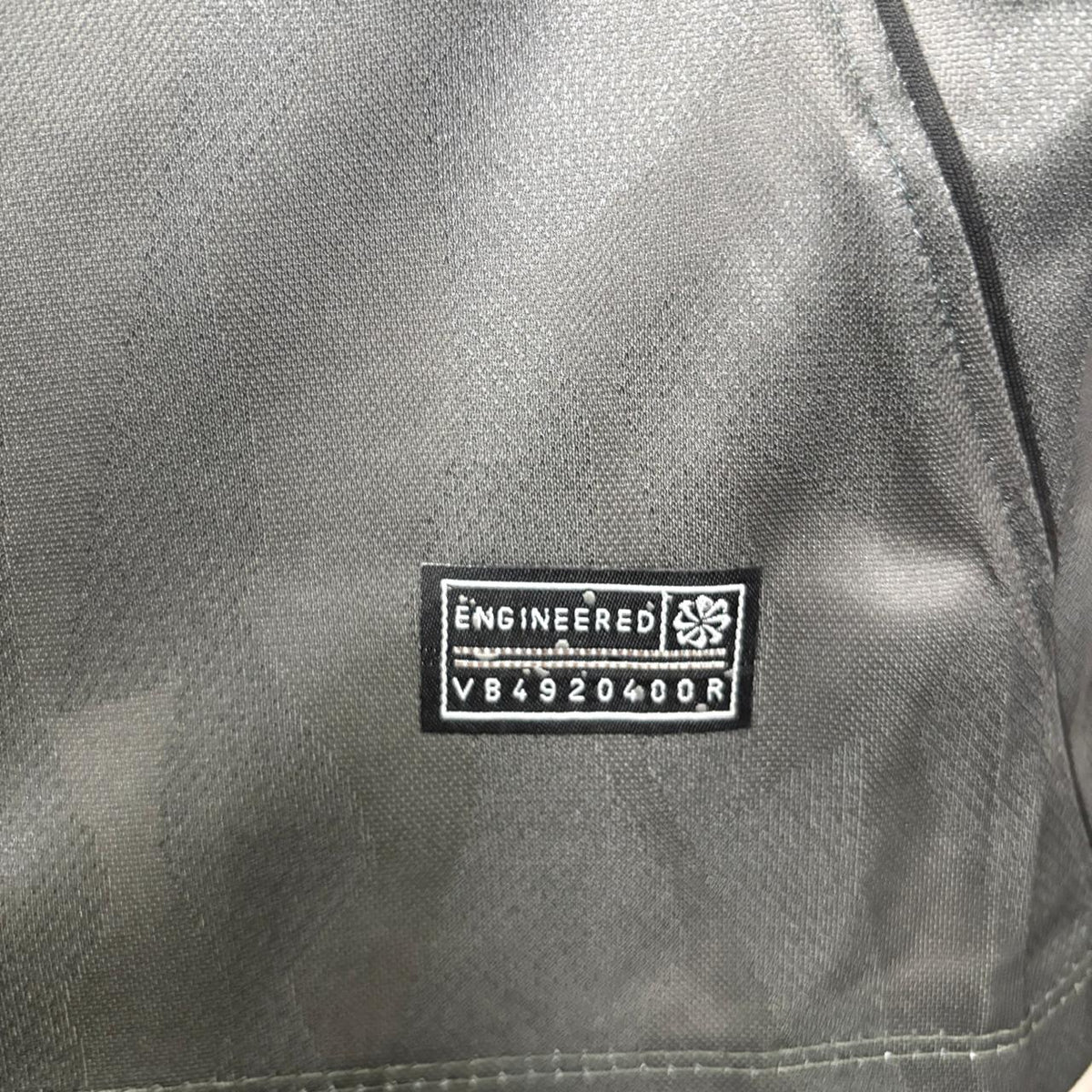 Camisola terceira cinza 2026/27