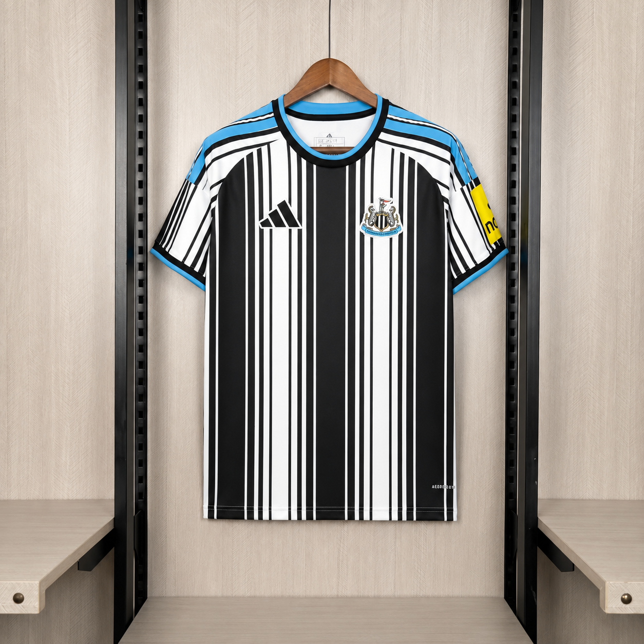 Camisola Newcastle principal 2026/27