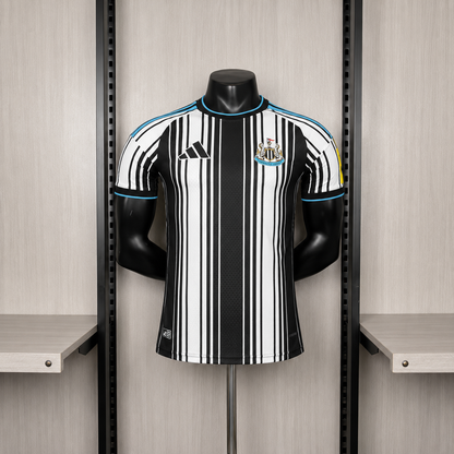 Camisola Newcastle principal 2026/27 - PLAYER