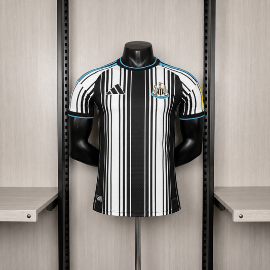 Camisola Newcastle principal 2026/27 - PLAYER
