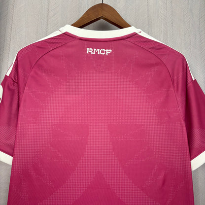 Camisola Real Madrid rosa terceira 2026/27