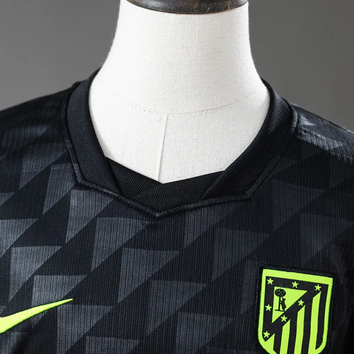 Conjunto Infantil Atlético de Madrid alternativo 2026/27