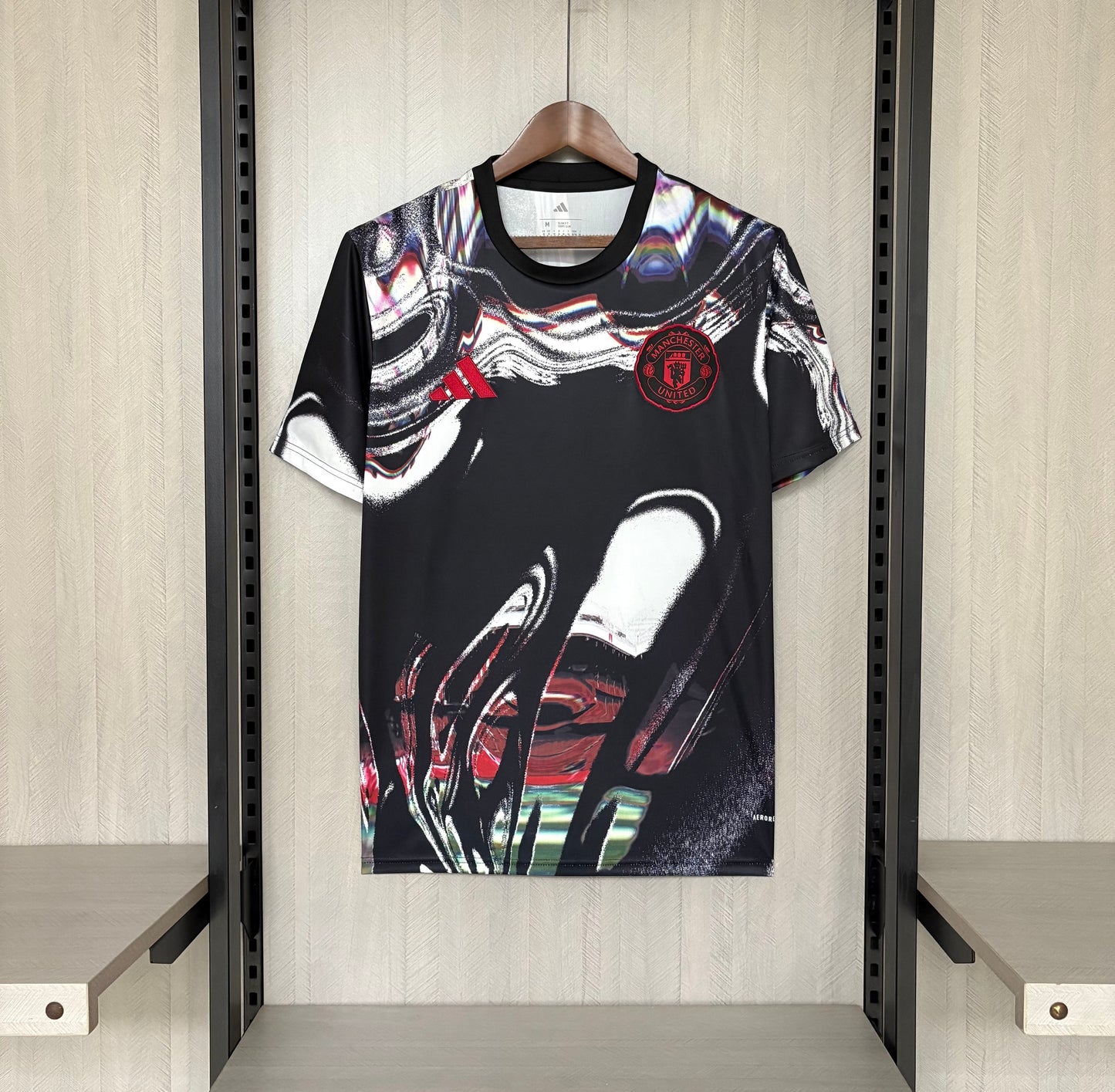 Camisola Manchester United Pré Jogo 2026/27