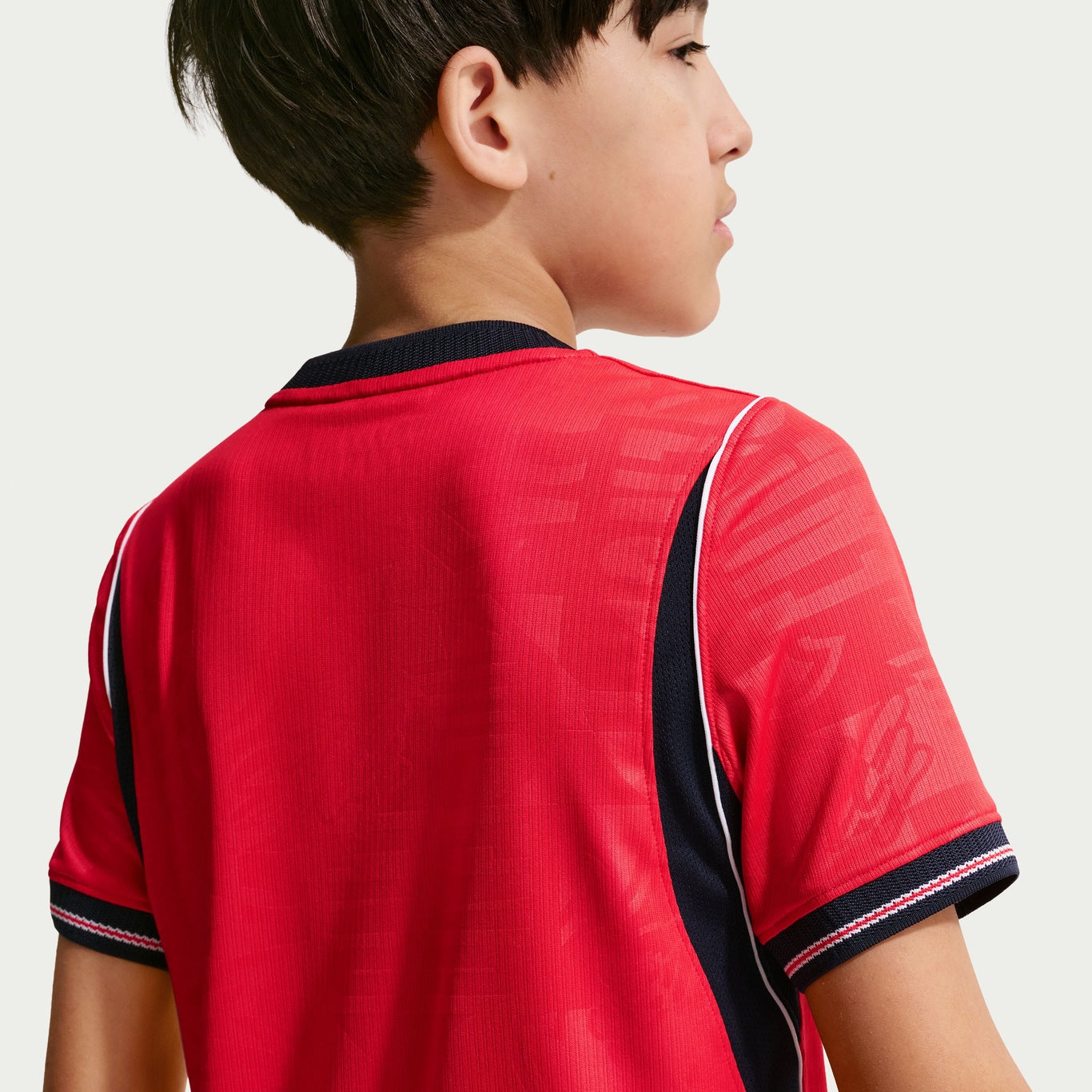 Conjunto infantil Seleção Inglaterra alternativa vermelha COPA DO MUNDO 2026