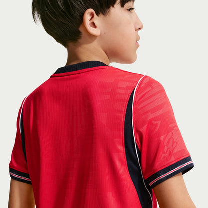 Conjunto infantil Seleção Inglaterra alternativa vermelha COPA DO MUNDO 2026