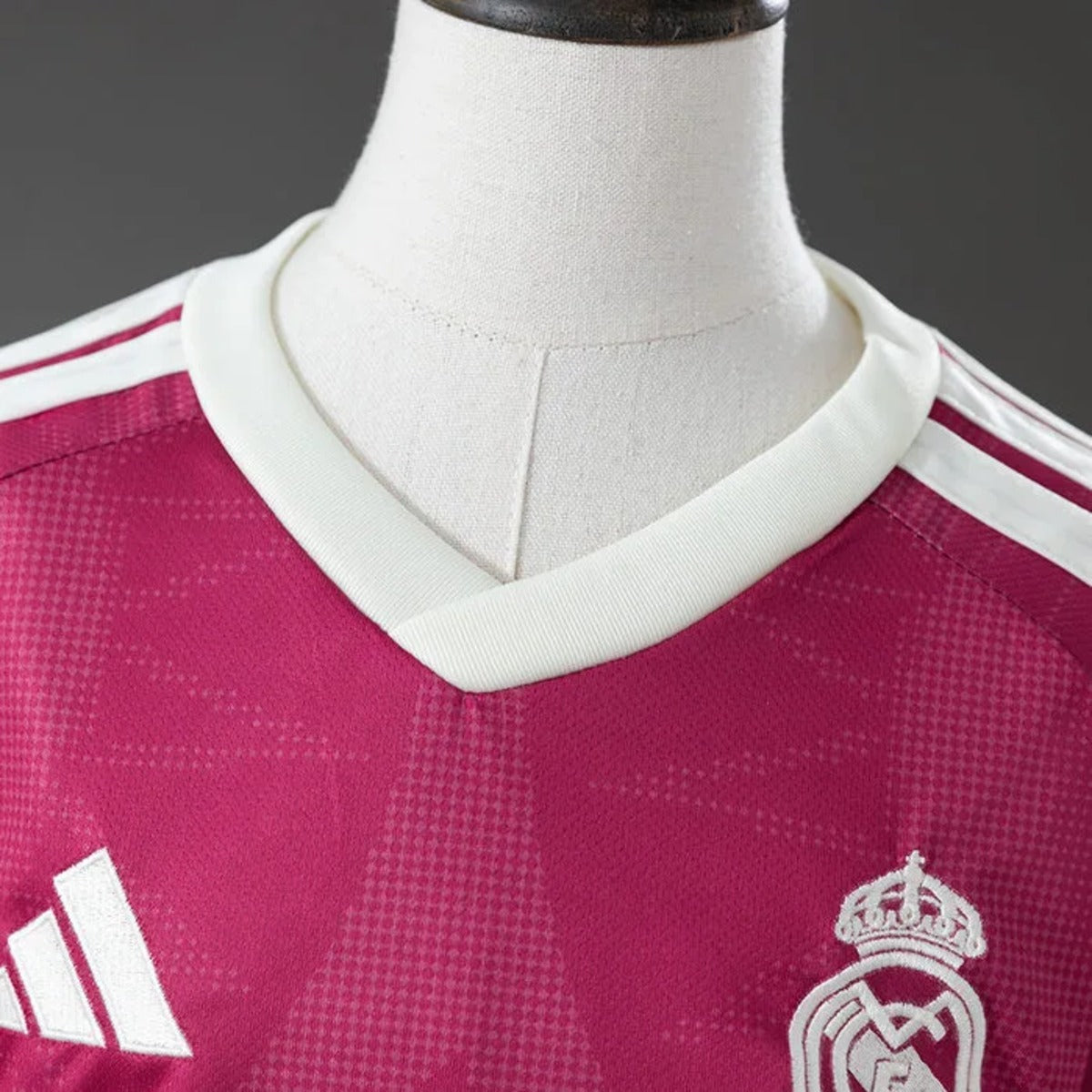 Conjunto Infantil Real Madrid terceira rosa 2026/27