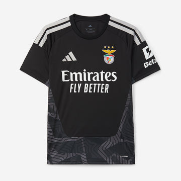 Guarda-redes preta