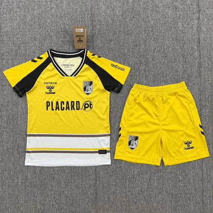 Conjunto infantil Vitória Guimarães terceiro equipamento amarelo 2026/27