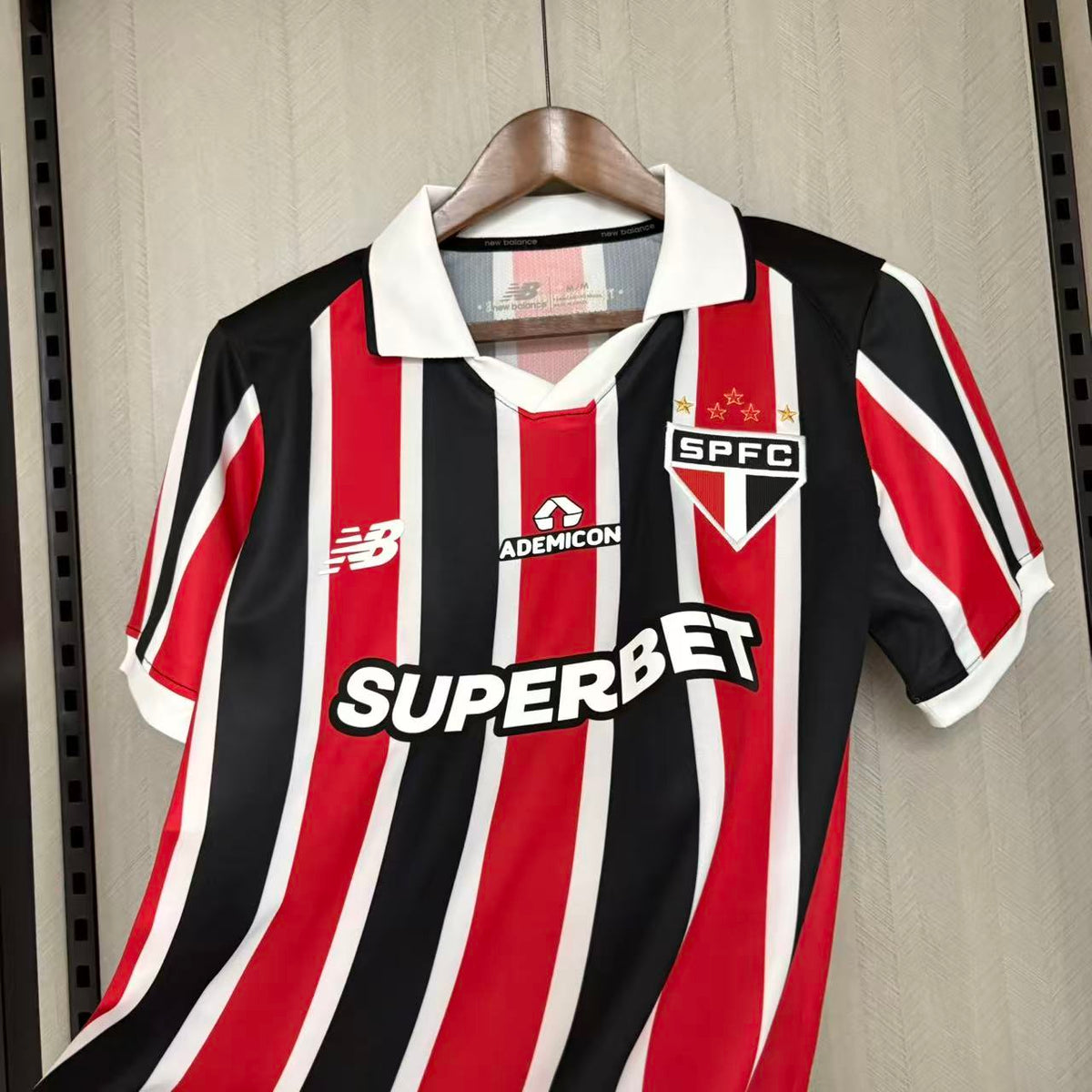 Camisola Alternativa tricolor 2026/27