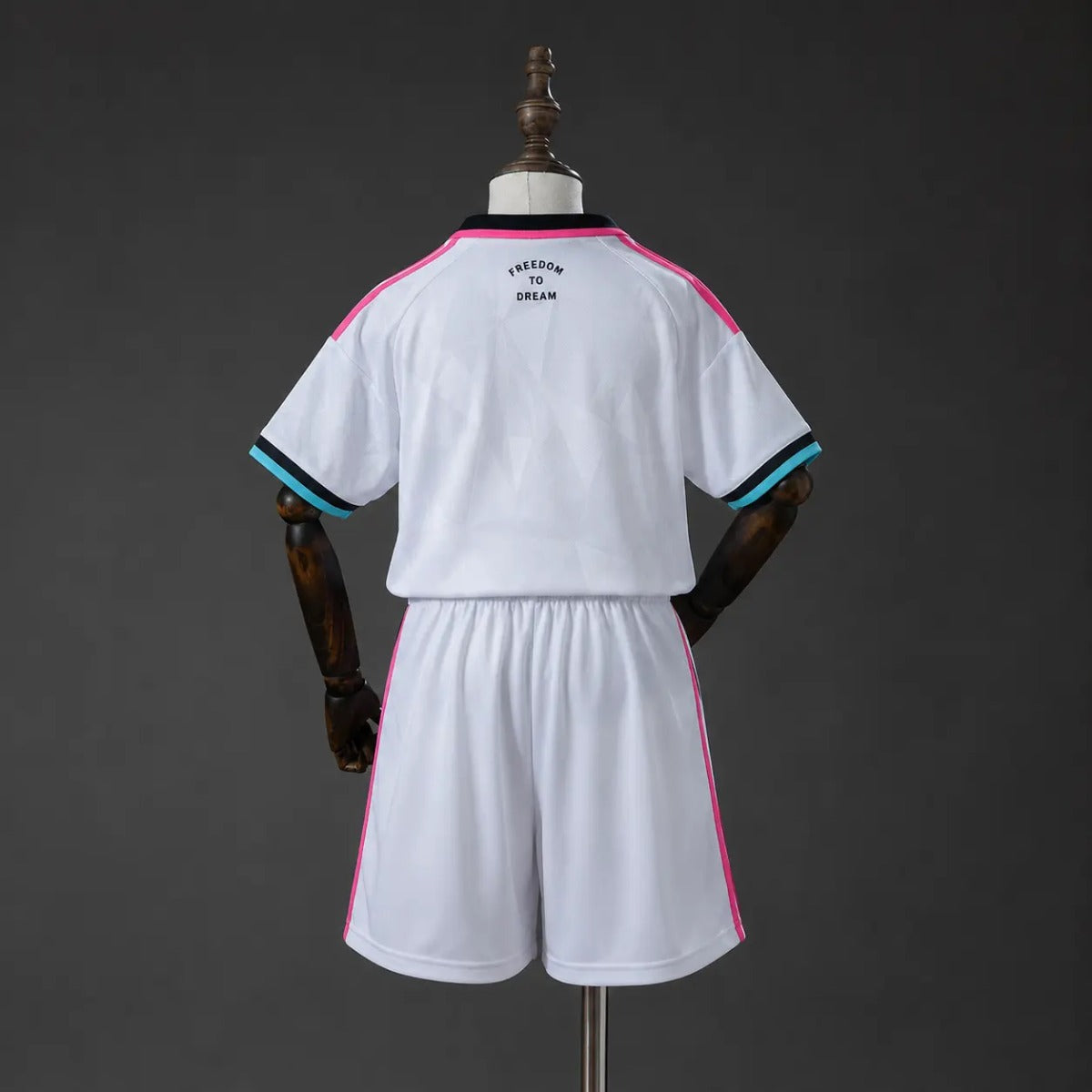 Conjunto Infantil terceiro branco 2026/27