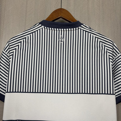 Camisola alternativa branca/azul 2026/27