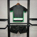 Conjunto infantil principal verde/branco/preto 2024/25