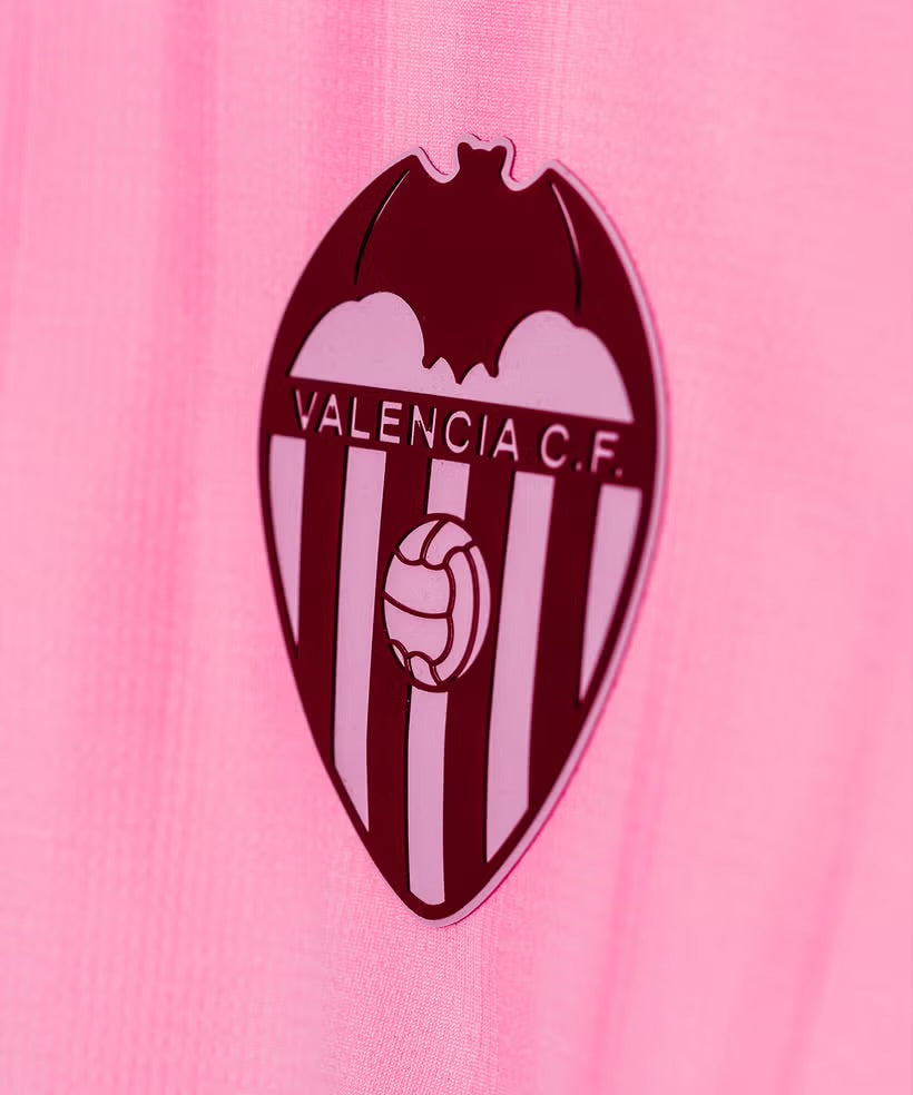 Camisola Valencia terceira rosa 2026/27
