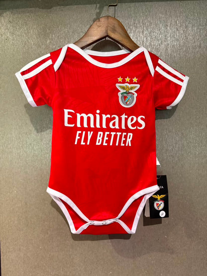 Body bebé SLB principal vermelha - 2026/27