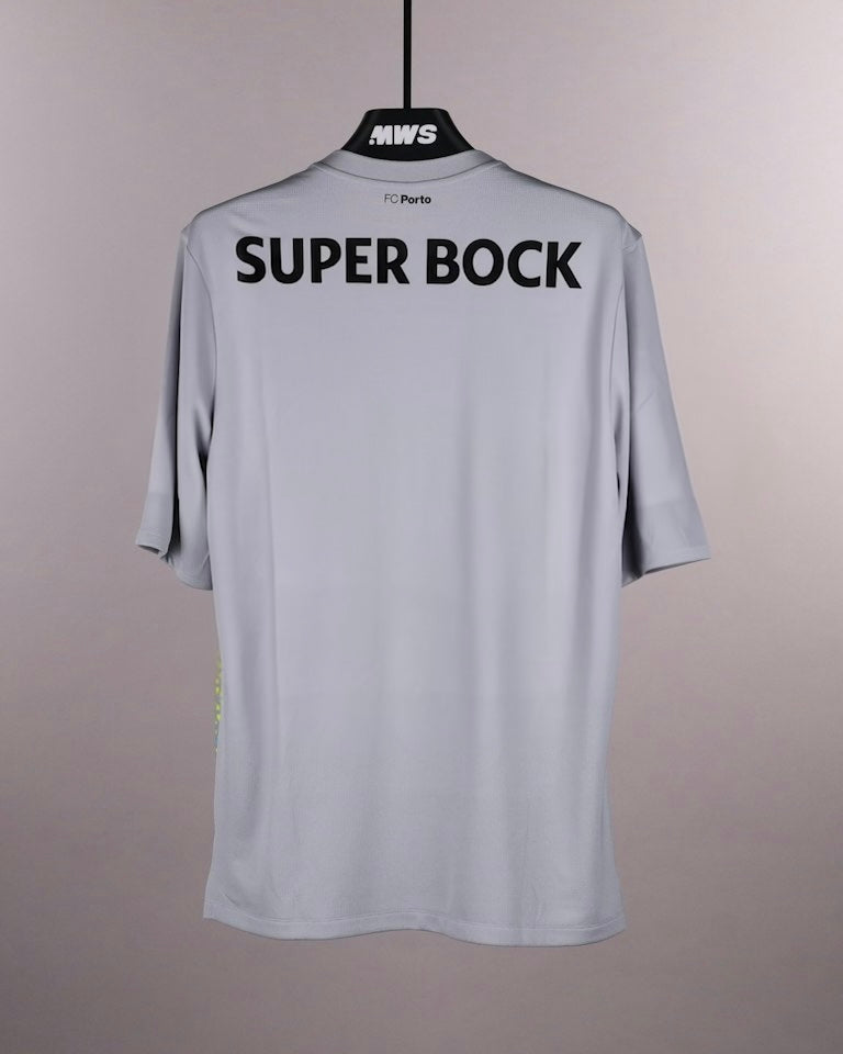 Camisola FC Porto Guarda-Redes Cinzenta 2026/27 – imagem 4