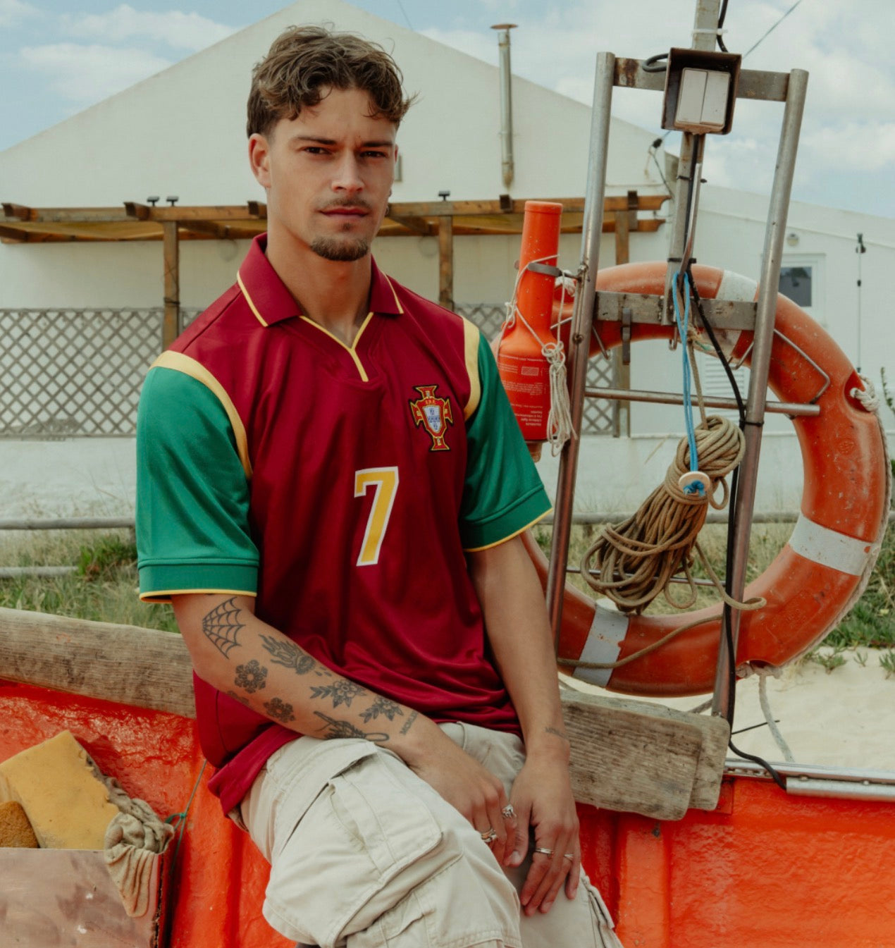 Camisola Seleção de Portugal relançamento retrô vermelha 1998 - 2026