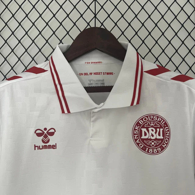 Camisola Dinamarca Away 2024